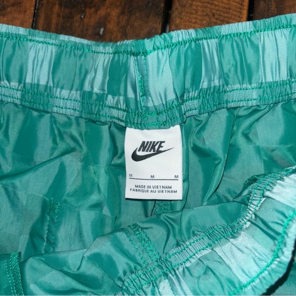 Nike Men’s shorts NWT! - Picture 3 of 5